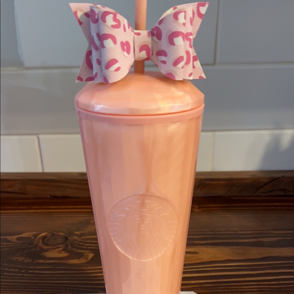 Starbucks dome tumbler with bow